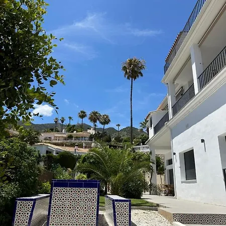 Luxury Alhambra Close To Sea And Centre Villa *