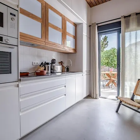 Luxury Alhambra Close To Sea And Centre
